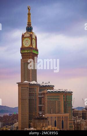 Mecca , Saudi Arabia 13 Jan 2023: Zam zam Tower or Clock Tower - Abraj ...