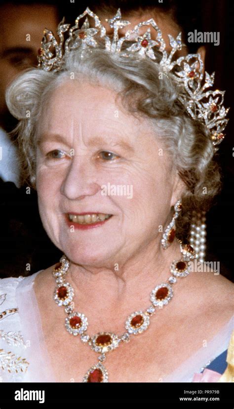 Duchess of york tiara hi-res stock photography and images - Alamy