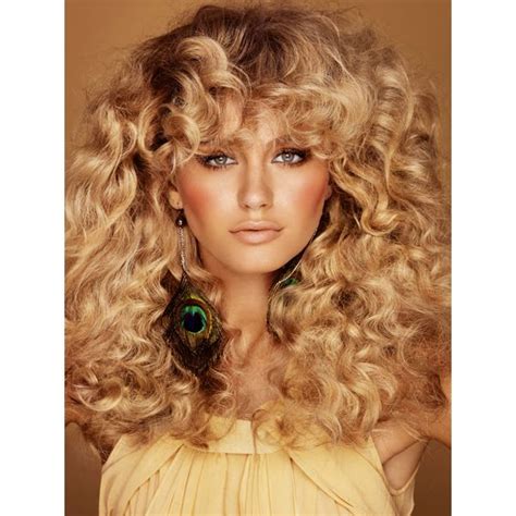 15+ Out Of This World Hairstyles For Curly Hair Over 70