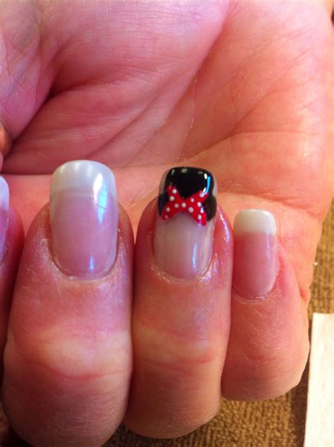 Fiberglass nails with Minnie nail art By Krystal @ Amore nails | Nail art disney, Fiberglass ...