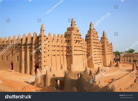 2,927 Mali Landmarks Images, Stock Photos, 3D objects, & Vectors ...