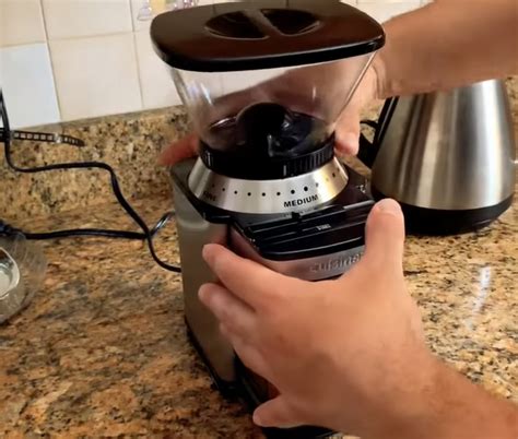 How to Clean a Cuisinart Burr Coffee Grinder?