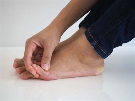 Best Tailor's Bunion Exercises - Custom Orthotics Blog - Upstep