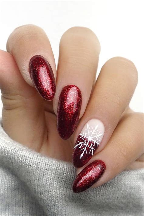 Cute Simple Red Christmas Nails : Clueless meets christmas nails, could ...