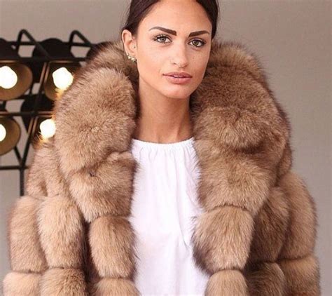Fur Fashion, Fox Fur, Luxury Lifestyle, Fur Coat, Jackets, Women, Down Jackets, Fur Coats, Fur ...