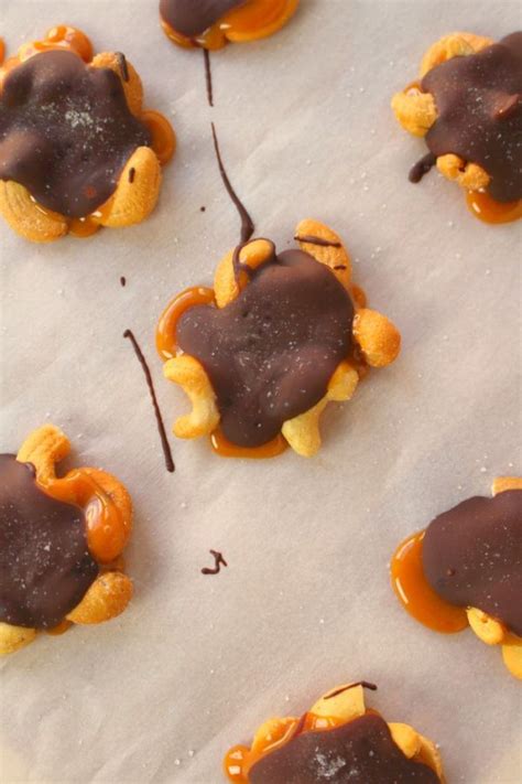 EASY Chocolate Covered Cashews Recipe | Just 4 Ingredients!