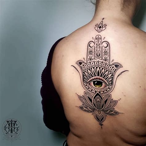 Hand of Fatima // Hamsa tattoo | Hamsa tattoo, Evil eye tattoo ...