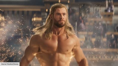 Chris Hemsworth just found his doppelganger on Twitter