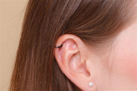 Helix Piercing Pain, Healing Time, And Aftercare Tips | BeautyWayMag