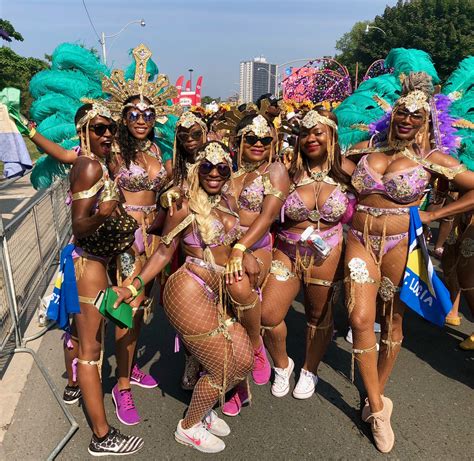 A Brief Toronto Caribbean Carnival 2018 Recap - nnekaelliott.comnnekaelliott.com