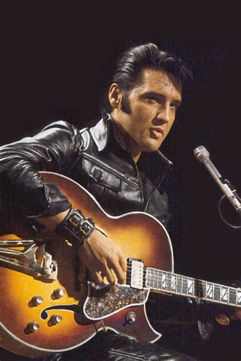 Elvis Presley | Elvis presley, Elvis presley live, Elvis presley photos