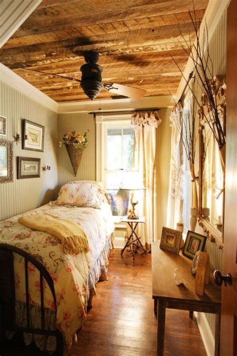 20+ Small Cottage Bedroom Ideas