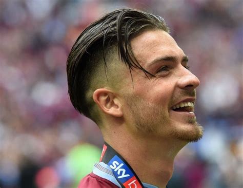 🤤⚽️ — jack grealish 🏆 | Jack grealish, Mens hairstyles, Soccer pictures