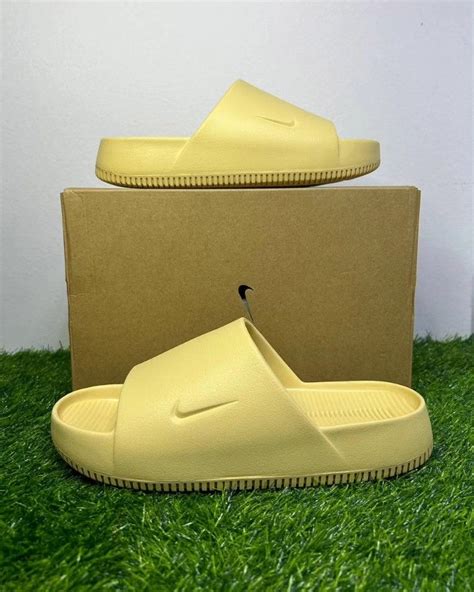 Nike Calm Slide 'Sesame', Men's Fashion, Footwear, Slippers & Slides on ...