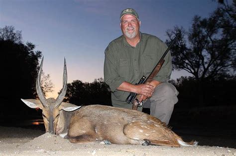 Trophy Hunting the Bushbuck in South Africa - ASH Adventures