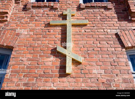 Red brick wall hi-res stock photography and images - Alamy