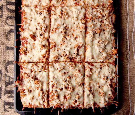 Try Our Delicious and Cheesy School Pizza Recipe!