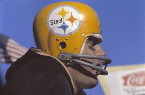 Pittsburgh Steelers player (1962) - Vintage Sports Pictures