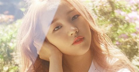 Singer Baek A Yeon Announces Upcoming Marriage