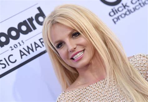 Jessica Simpson Reveals She Was Mistaken for Britney Spears by ...