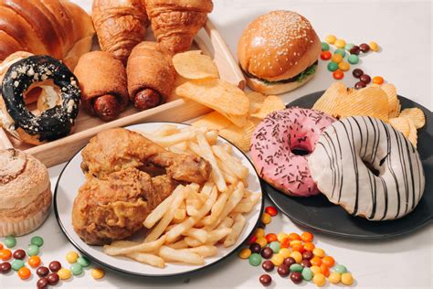 5 Ways Junk Food Puts Your Overall Health In Danger, According To Science - Study Finds