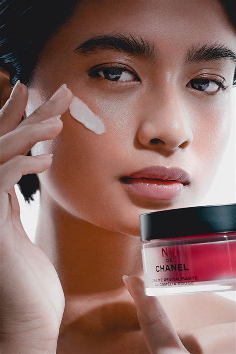 N°1 de Chanel: Active skincare for a new generation