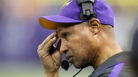 Vikings fire head coach Leslie Frazier | MPR News