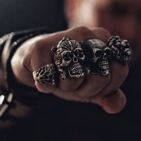 Mexican Skull Men's Ring Mens Ring (with Gurnet) buy online ⋆ $580.00