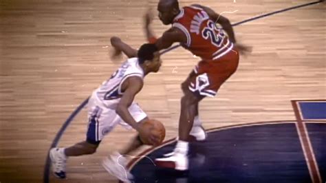 Throwback: Rookie Allen Iverson Crosses Up Michael Jordan, Drops 37 On ...