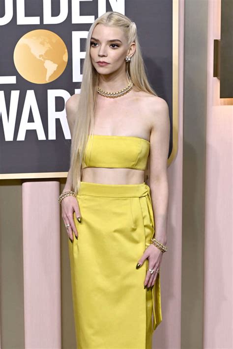 Anya-Taylor-Joy-Golden-Globes-2023-Awards-Red-Carpet-Fashion-Style-Dior ...