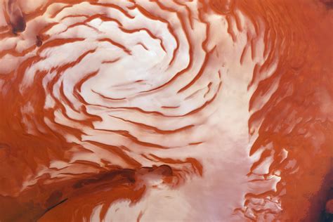 Mars' ice age may have turned the red planet white 370,000 years ago ...