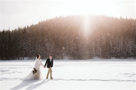 Your Guide to Winter Elopements in Colorado