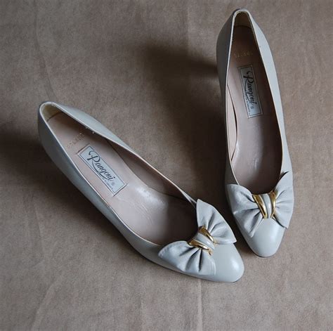 vintage bow heels ivory grey leather bow heels size 7