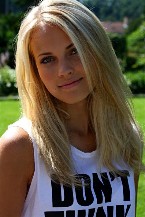 Norwegian girl via /r/PrettyGirls – daslikes