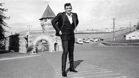 Johnny Cash outside Folsom Prison,1968 | Rebrn.com