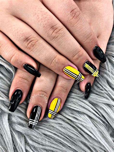 Yellow -black nails design | Black nail designs, Nail designs, Simple nail designs