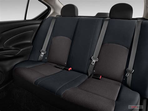 2014 Nissan Versa: 73 Interior Photos | U.S. News