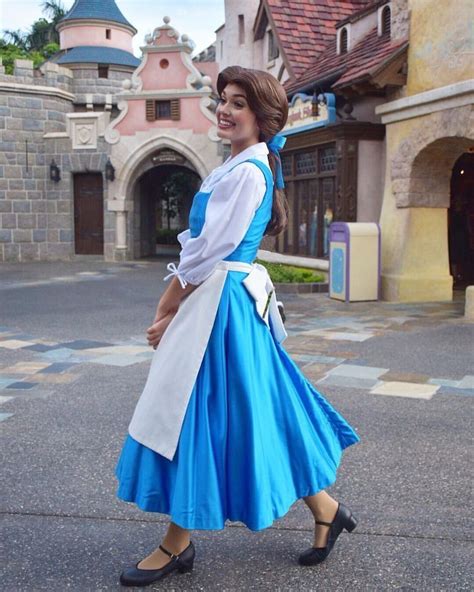 Belle Cosplay, Disney Cosplay, Disney Costumes, Disney Princesses And Princes, Disney Princess ...