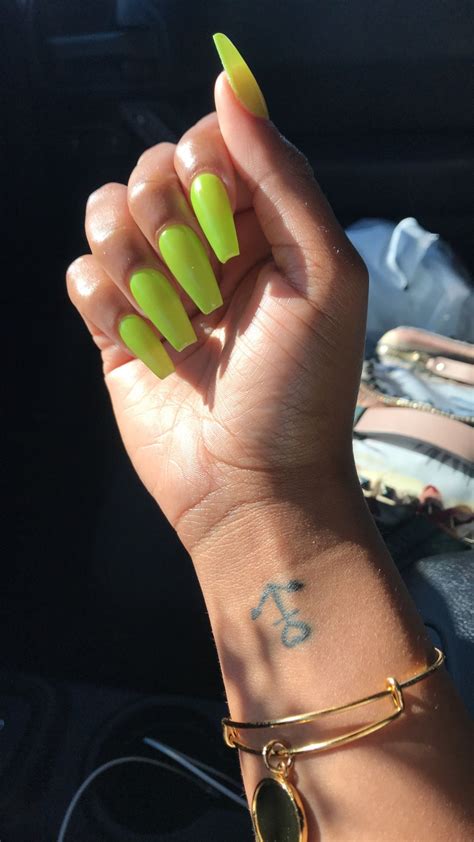 Lime Green Coffin Nails #Nails #Summer #Cute #SmallTattoos #AlexAndAni ...