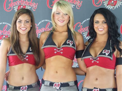 Disney's Wide World of Sports, Tampa Bay Bucs Cheerleaders. | Sexy ...