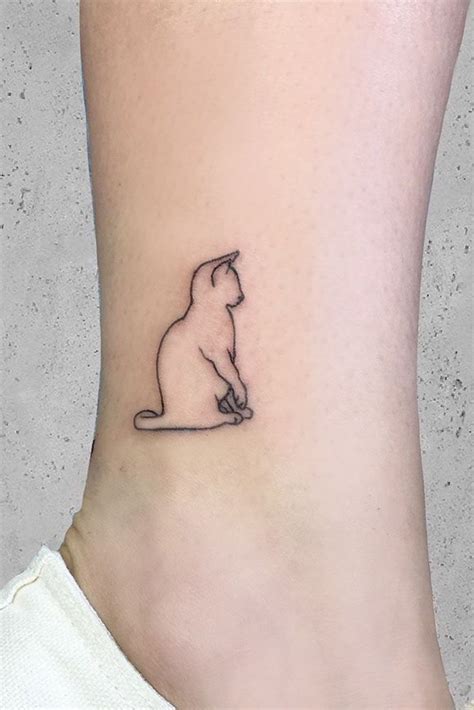 Ink and Whiskers: 68 Adorable Cat Tattoos and Their Meanings ...