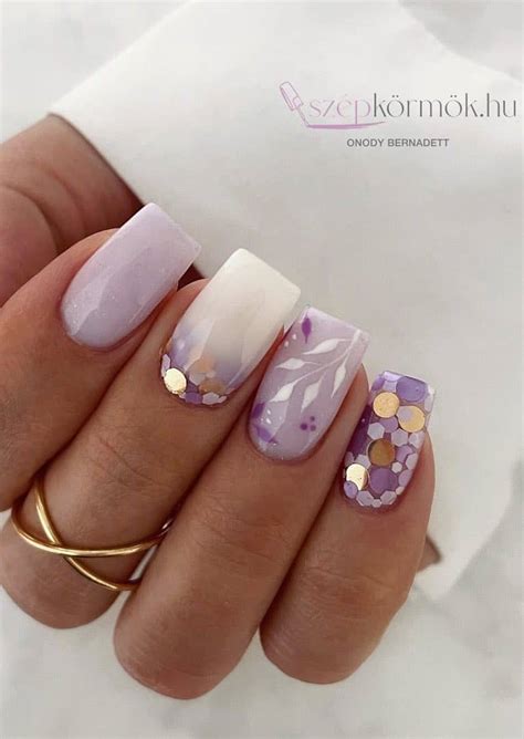 22+ Purple and Gold Nails With An Elegant Appeal (Dark & Light)