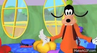 Mickey Mouse Clubhouse - 'Hot Dog Dance' - Disney Official on Make a GIF