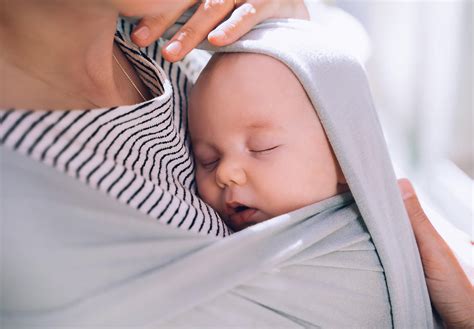 Babywearing Safety Tips: A Complete Guide to Safe and Comfortable Baby - Tiny Traveler