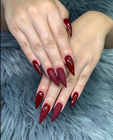 70 Dashing Maroon Nails For Fall 2020 - The Glossychic | Maroon nails, Maroon nail designs, Fall ...