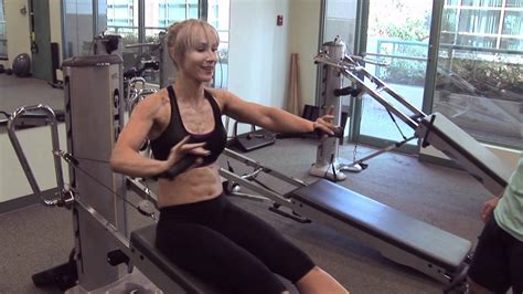 Executive Lifestyles Vancouver: Gravity Workout - Chest Exercises - YouTube