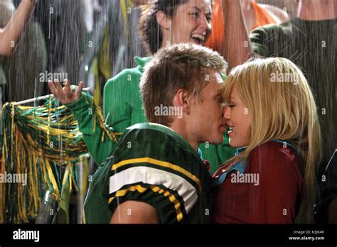 A CINDERELLA STORY CHAD MICHAEL MURRAY, HILARY DUFF A CINDERELLA STORY Date: 2004 Stock Photo ...