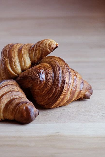 The most delicious croissants in Paris in 2022 | Vogue France