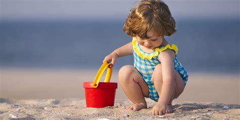 Tips for Sun and Beach Safety for Babies and Toddlers | HuffPost