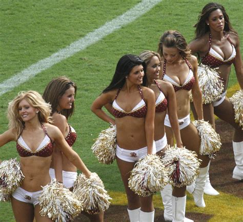 File:Redskins cheerleaders.jpg - Wikipedia